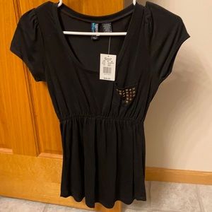 NWT. Black top size small. Kohls brand. Perfect